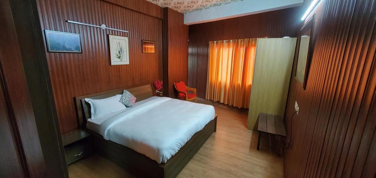 Villa Casa Arhan 2-3-4-7-12 Bhk Luxury Penthouse *