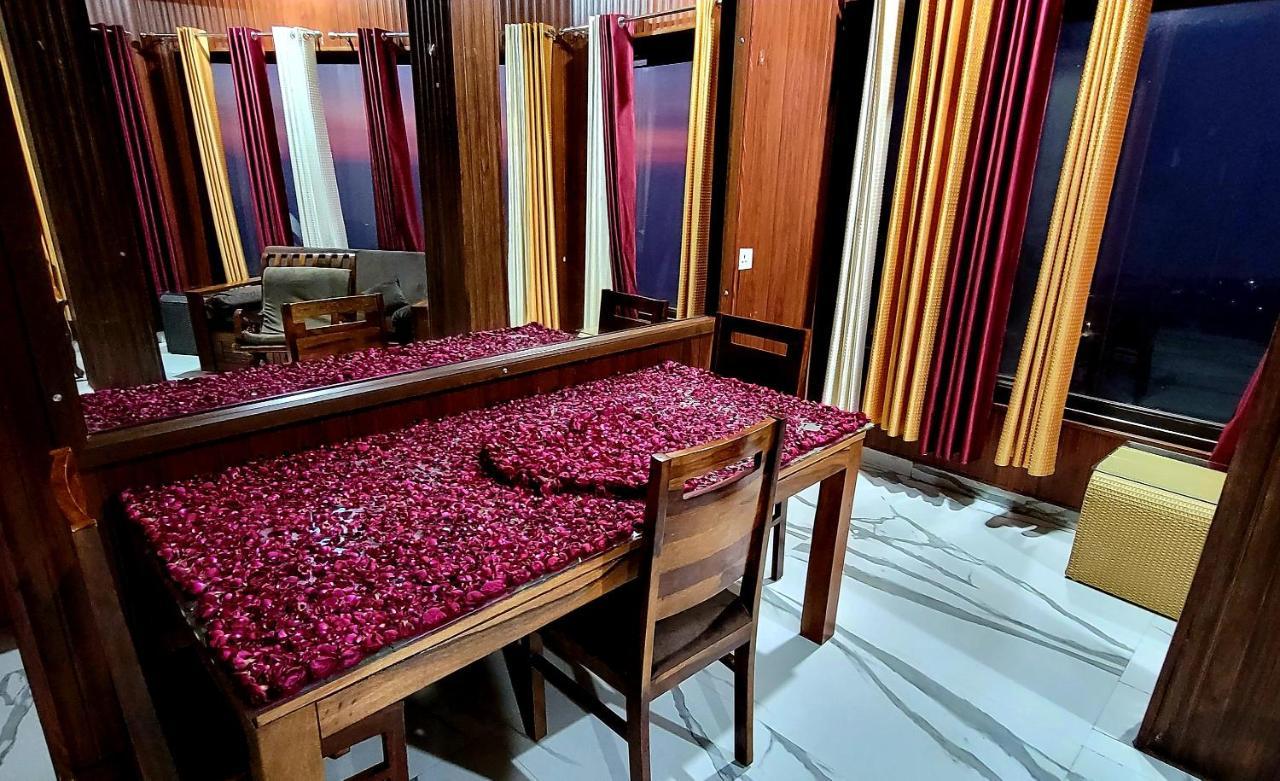 Villa Casa Arhan 2-3-4-7-12 Bhk Luxury Penthouse *