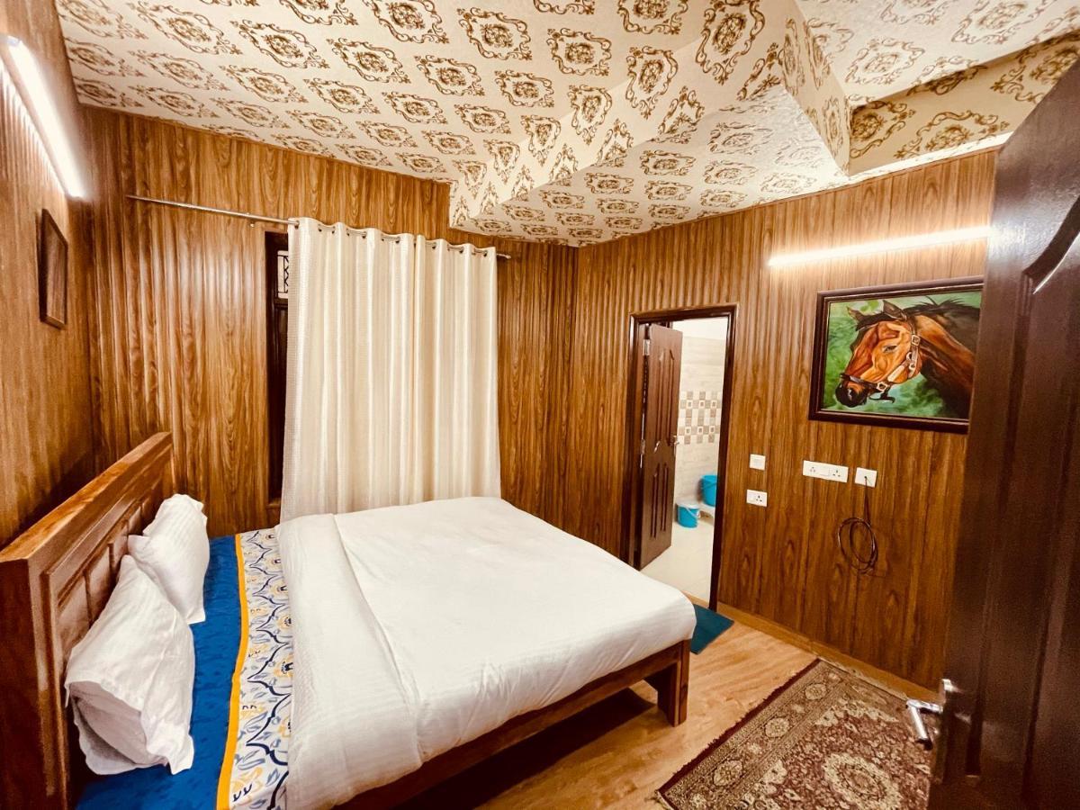 Villa Casa Arhan 2-3-4-7-12 Bhk Luxury Penthouse *